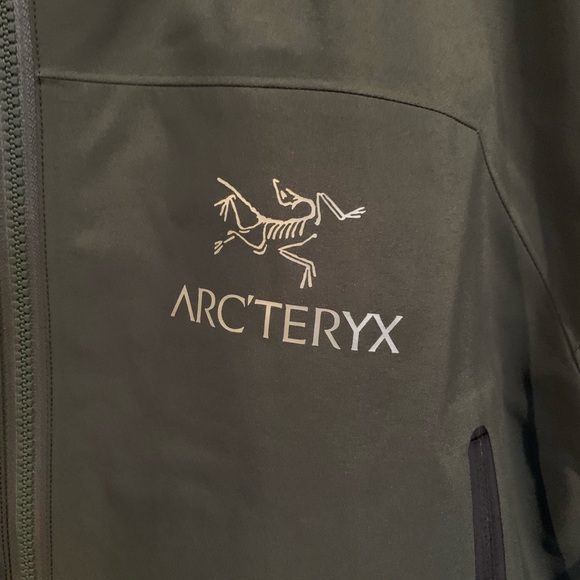 Brand New Men's Arc'Teryx Zeta AR jacket - Picture 4 of 7